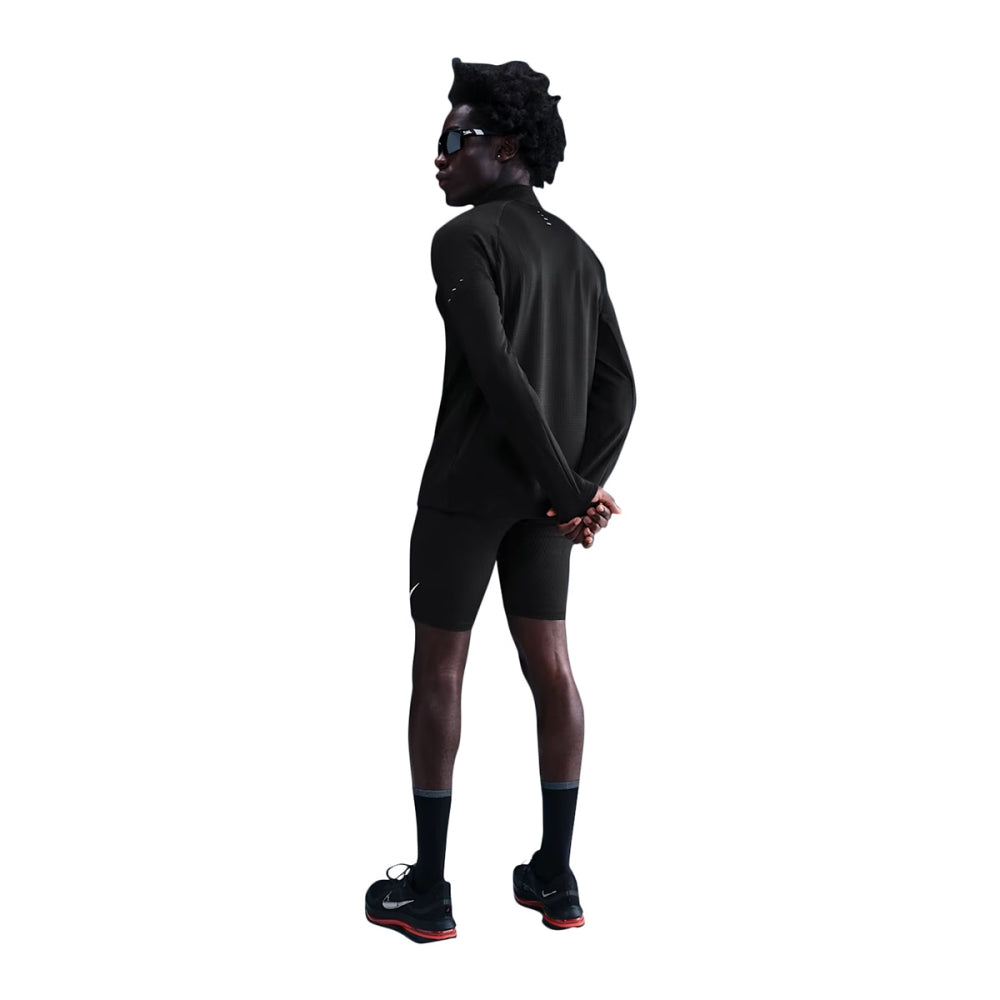 Nike Mens Tf Repel Winterized 1/ Running Jackets in Black Color