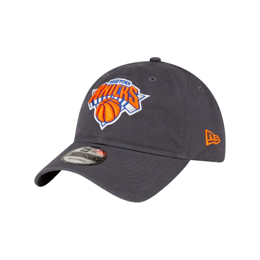 New Era Unisex new york knicks 9TWENTY Core Classic Fan Apparel in Grey Color