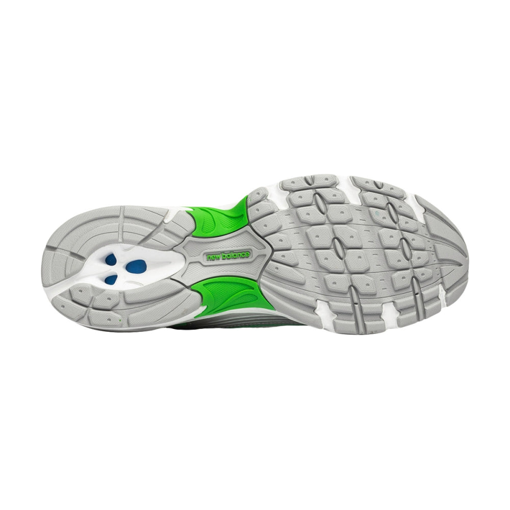 New Balance Womens 530 Sneakers in White Color