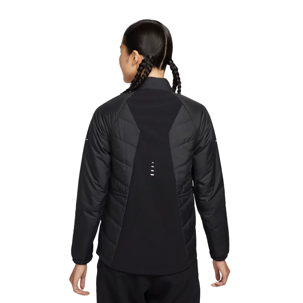 Nike Womens Swift Thermafit Run Jc Running Jackets in Black Color