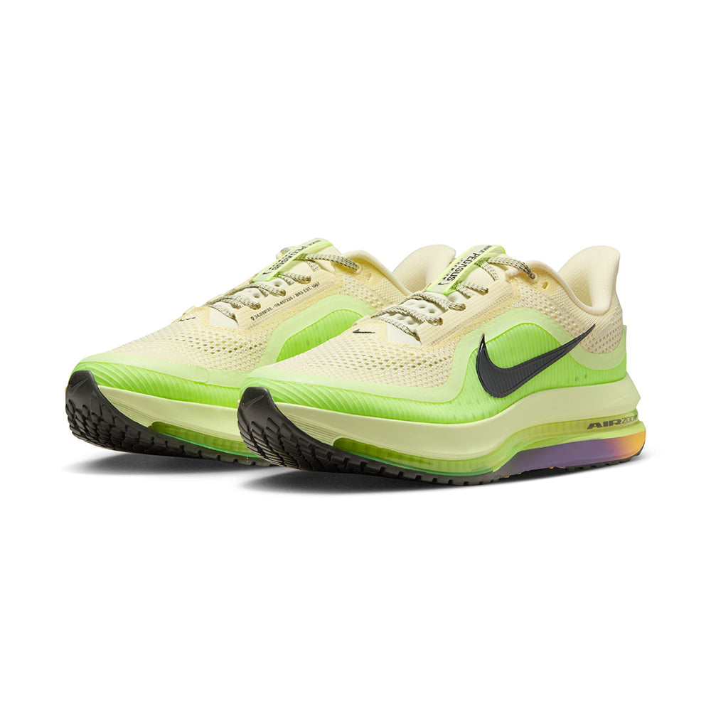 Nike Mens Pegasus Premium Running Shoes in White Color