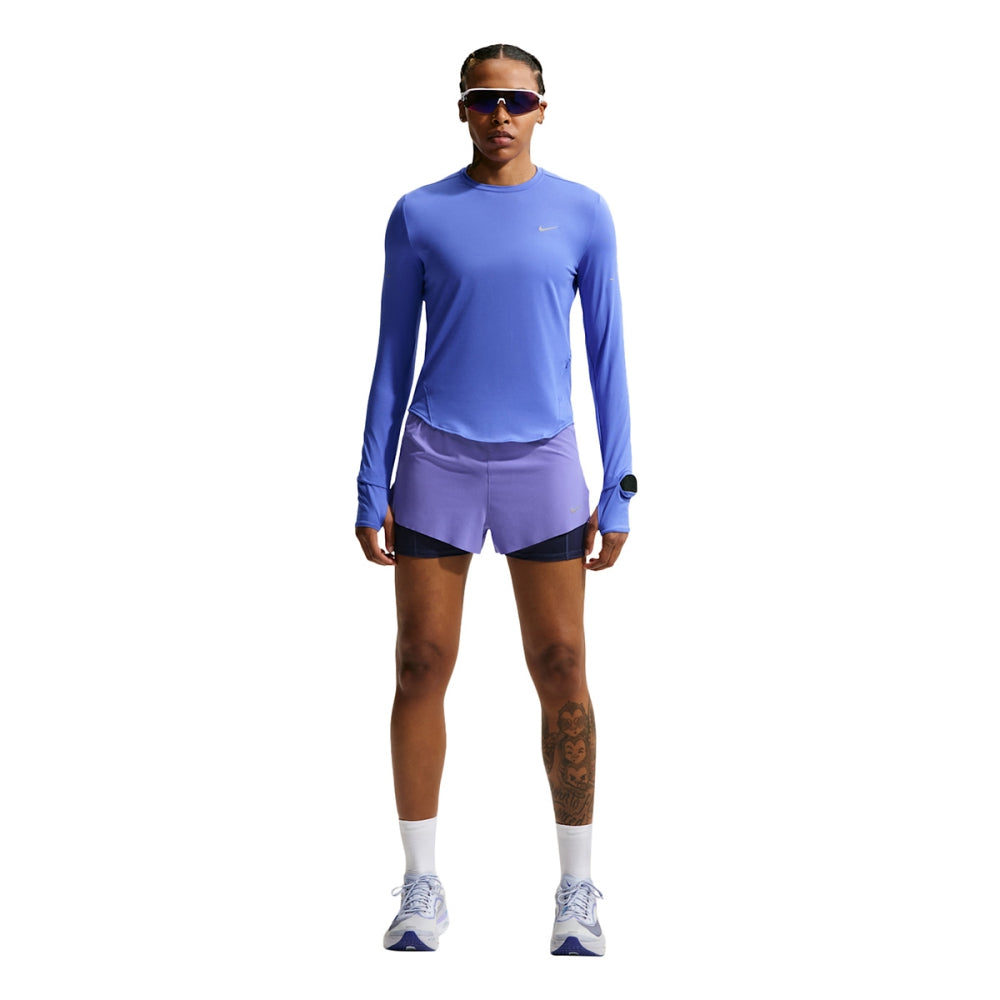 Nike Womens Swift Df UV Ls Crew Tops in Blue Color