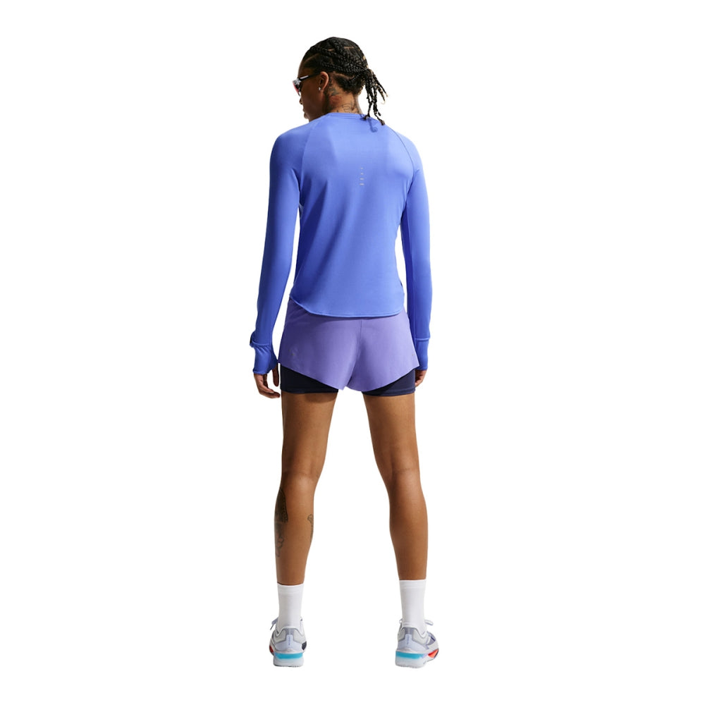 Nike Womens Swift Df UV Ls Crew Tops in Blue Color