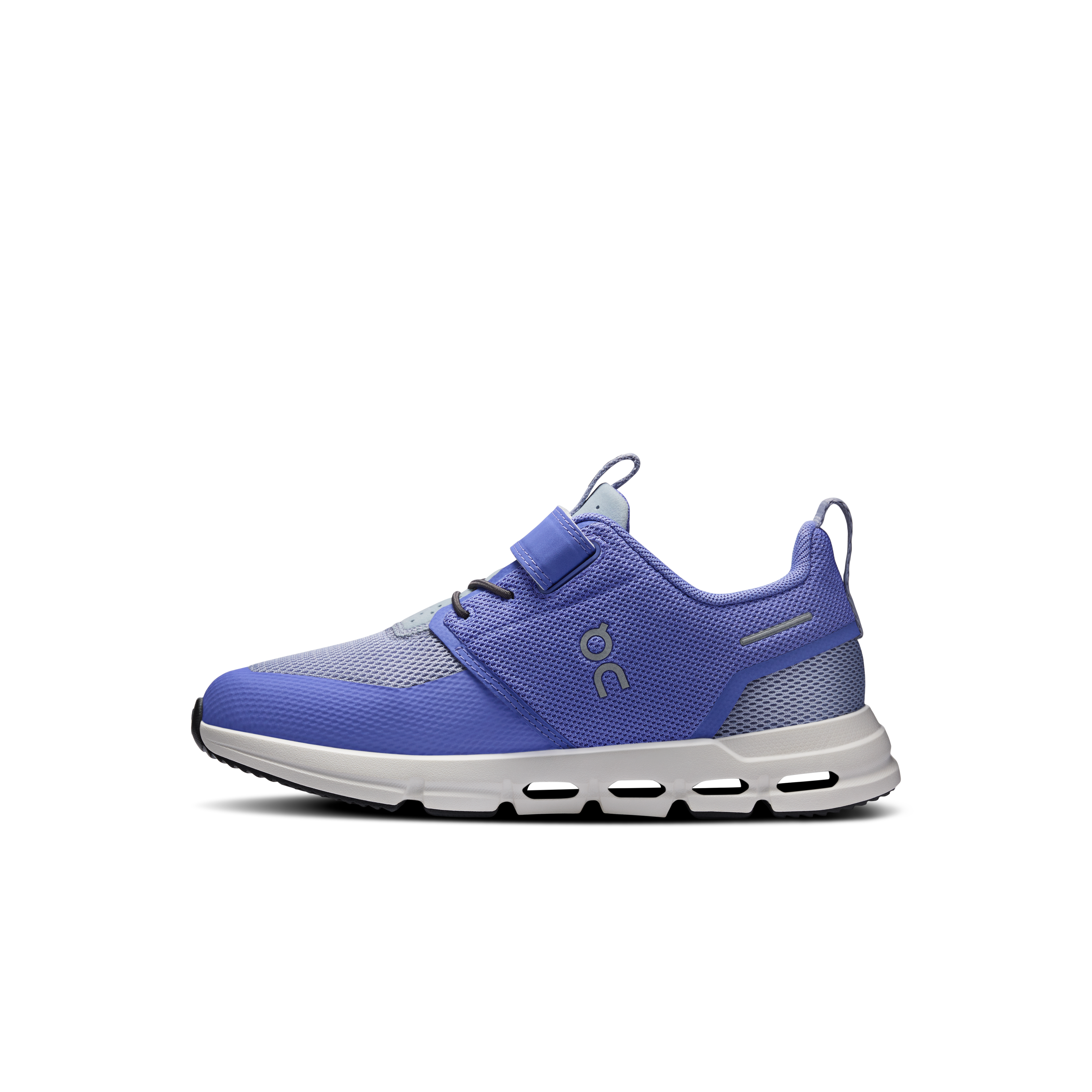 On Kids Cloud Play Sneakers in Blue Color