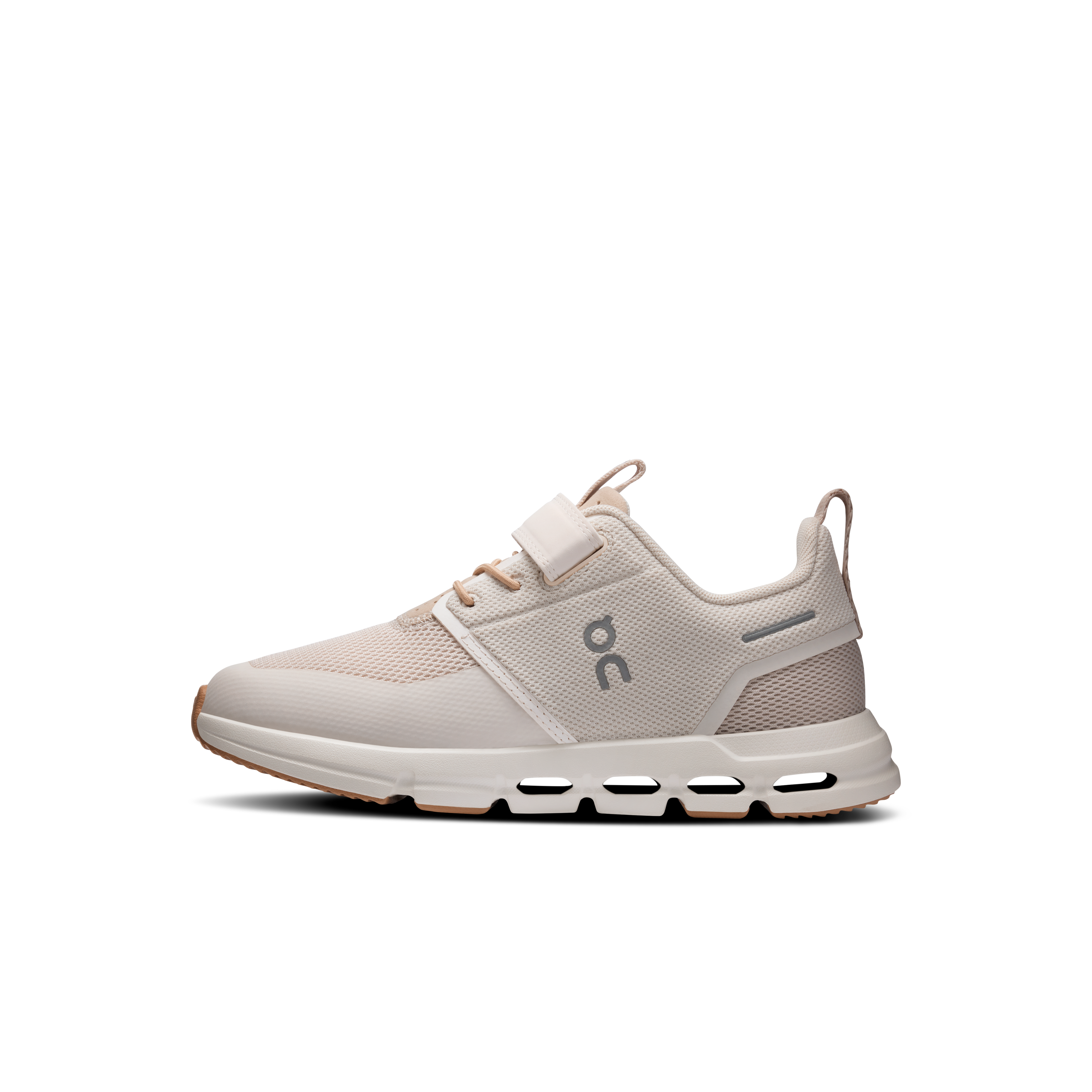 On Kids Cloud Play Sneakers in White Color