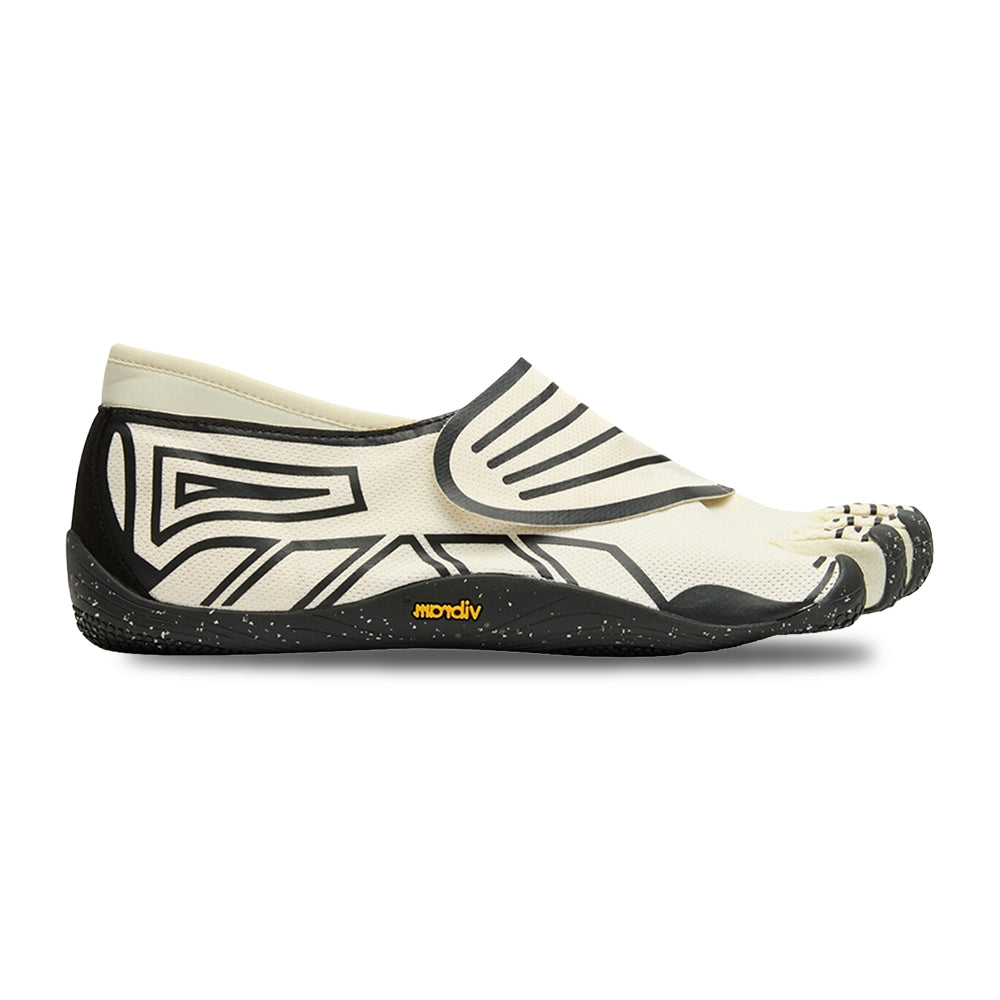 Vibram Fivefingers Mens Groundsplay Slip-Ons in White Color