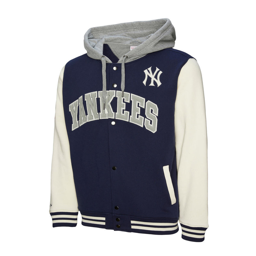 Mitchell And Ness new york yankees Courtside Btn Fleece Fan Apparel in Blue Color