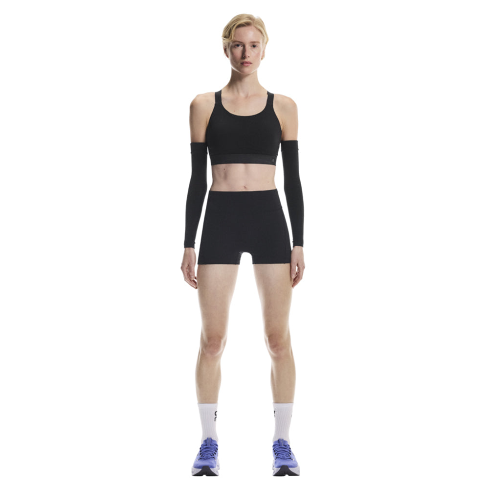 On 3In Performance Tights in Black Color