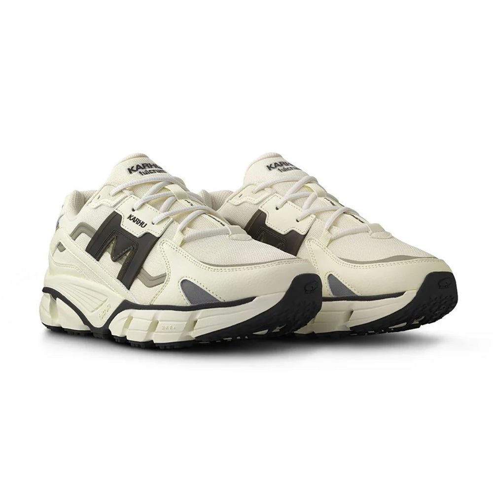 Karhu Super Fulcrum Sneakers in White Color