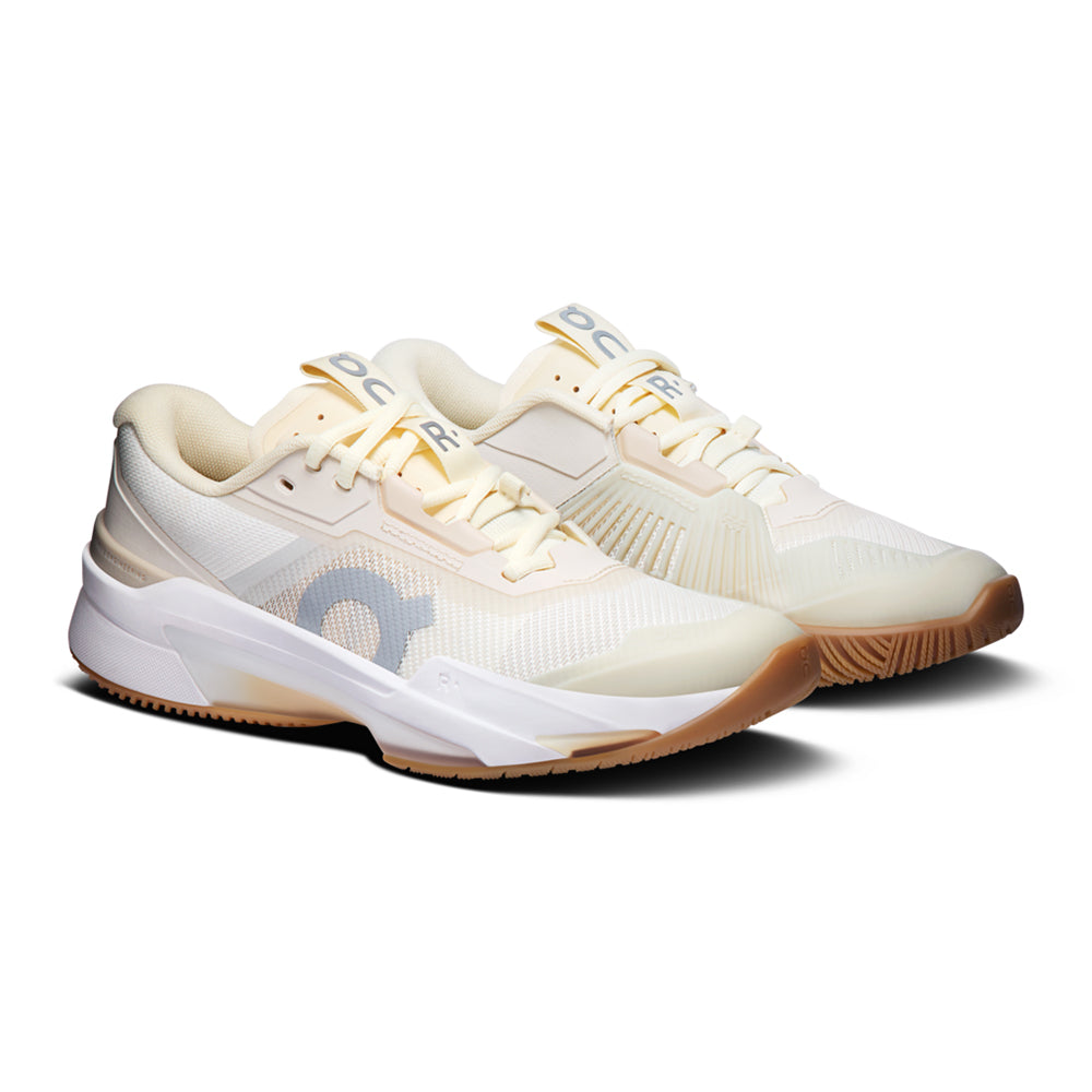 On The Roger Pro Fire W Tennis Shoes in White Color