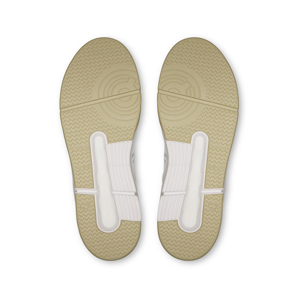 On The Roger Clubhouse Tennis Shoes in White Color