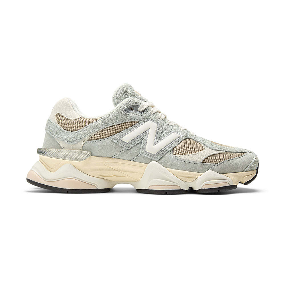 New Balance 9060 Sneakers in Grey Color