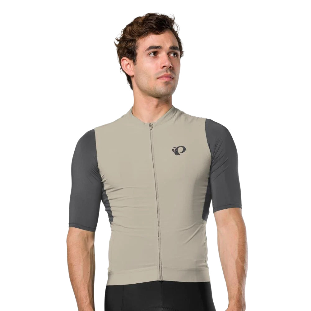 Pearl Izumi Expedition short sleeve Jersey in Grey Color