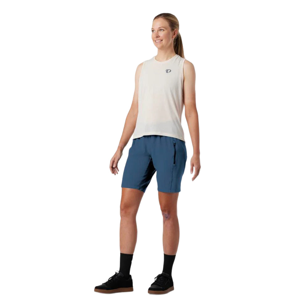 Pearl Izumi W Canyon Short W/Liner Shorts in Blue Color
