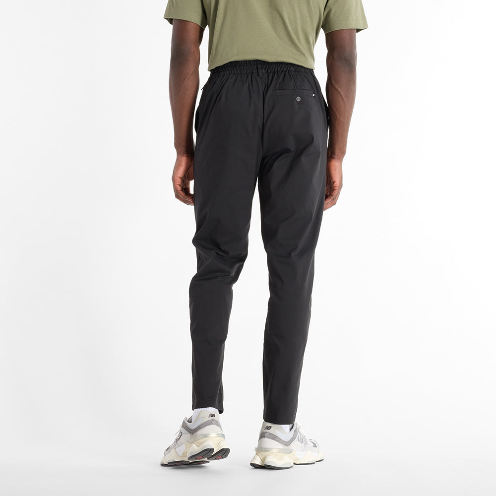 New Balance As Tapered Pant 30In Pants in Black Color