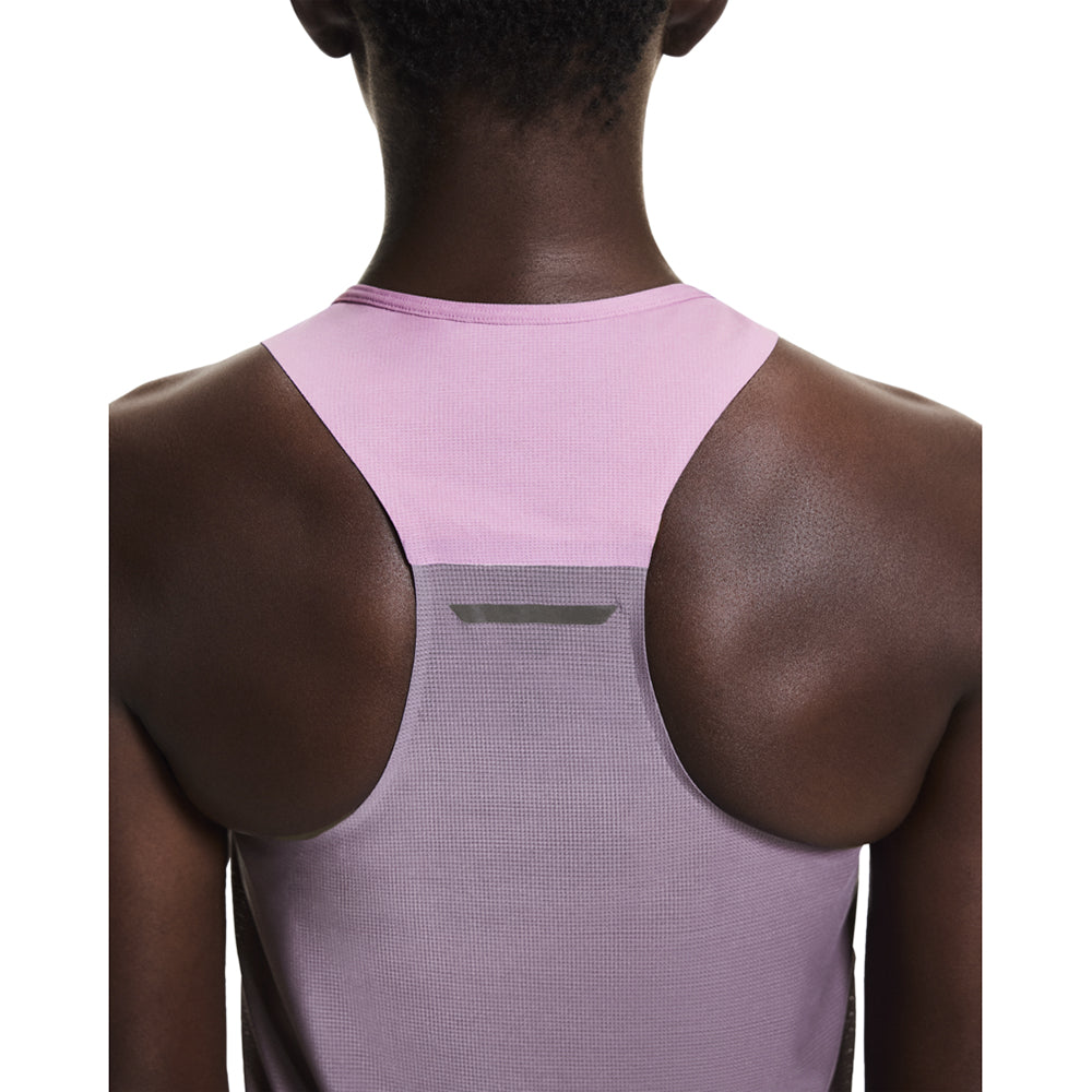 On W Performance Tank Tops in Blue Color