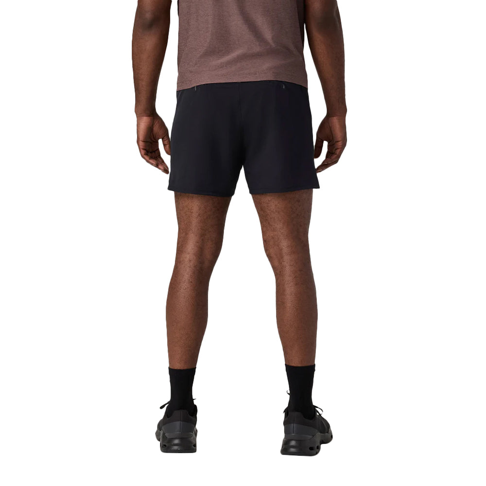Vuori Qualify Short Lined 5In Shorts in Black Color