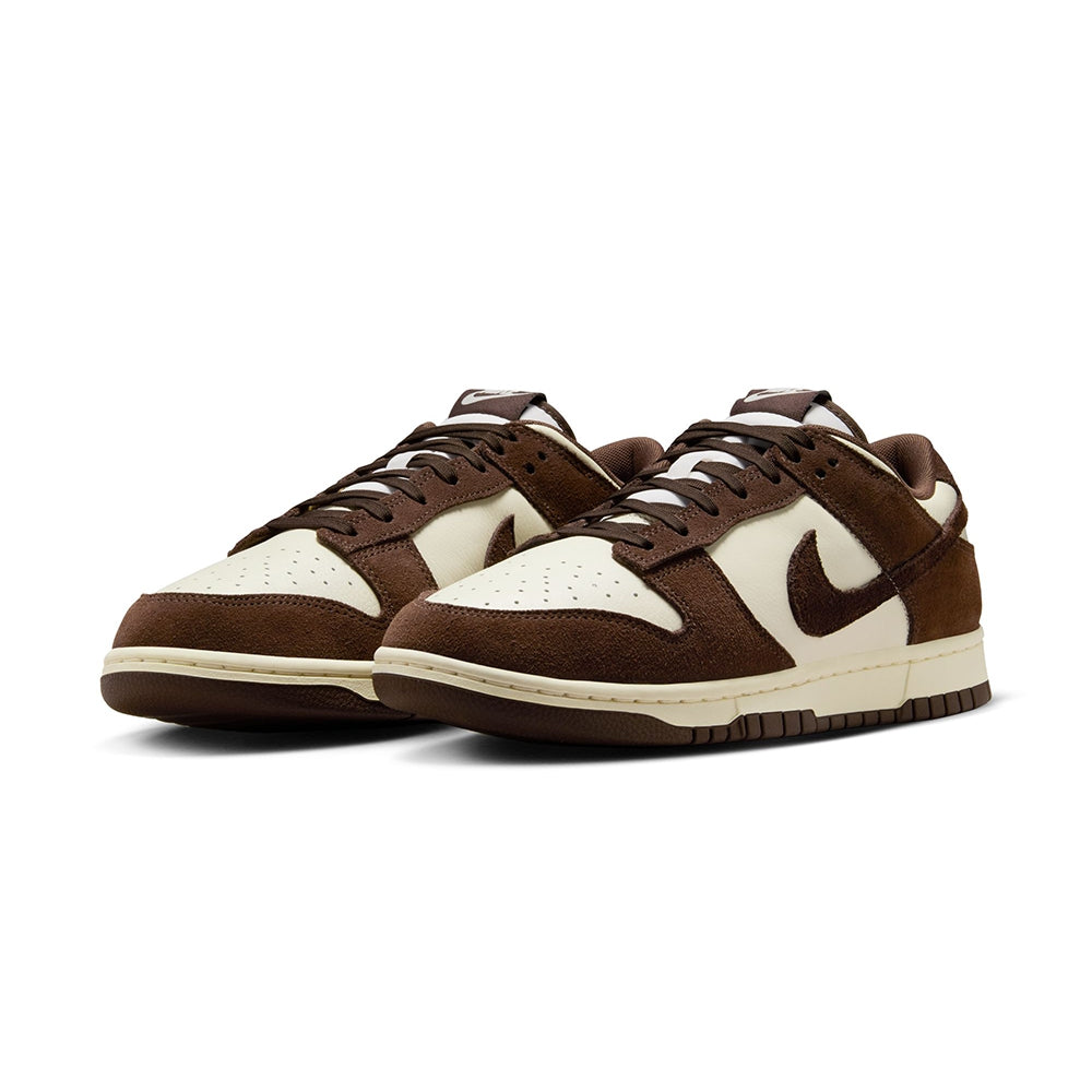 Nike Dunk Low retro SE Sneakers in Brown Color