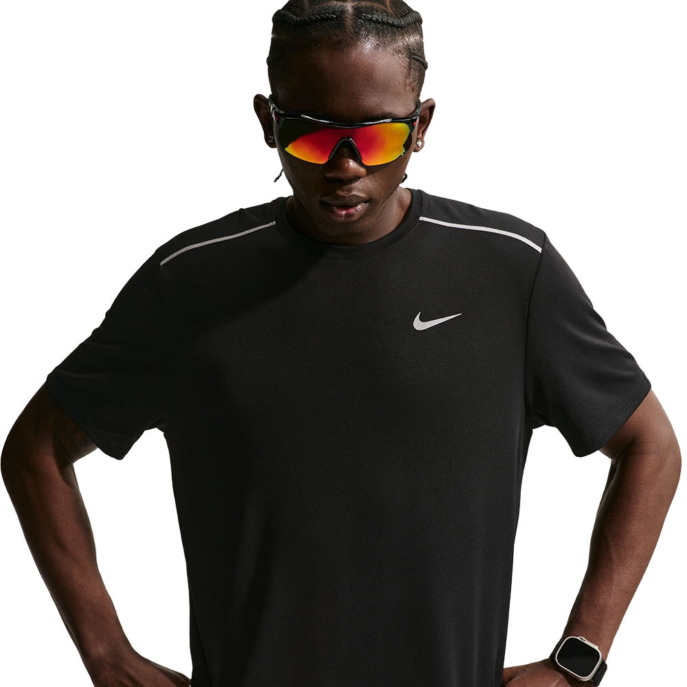 Nike M Miler Df UV Ss Run Top in Black Color