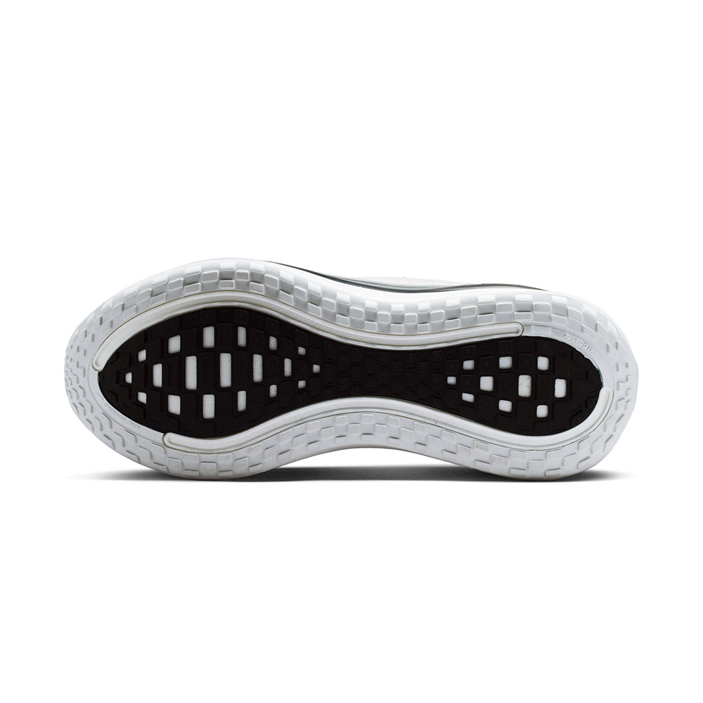 Nike M Vomero Plus Running Shoes in White Color