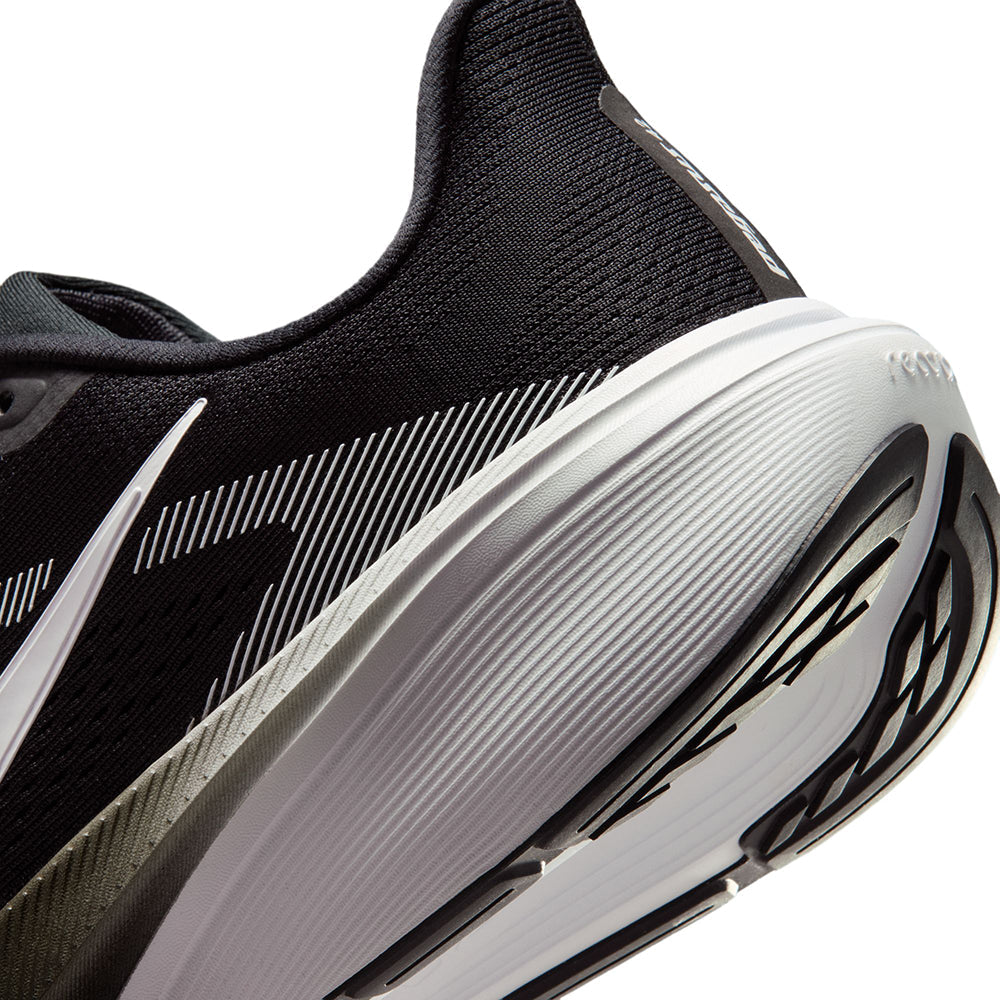 M PEGASUS 42 | 001 BLACK/