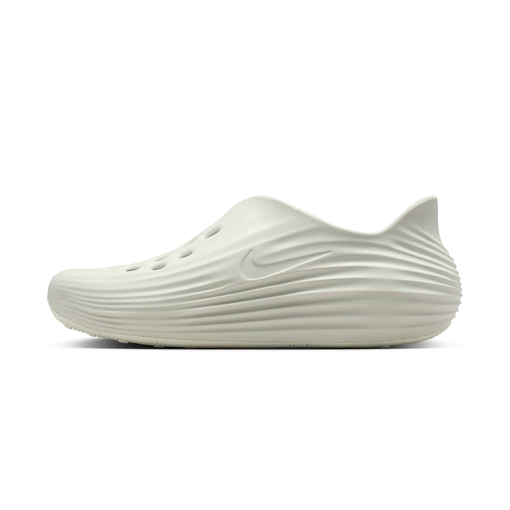 Nike M Reactx Rejuven8 Running Shoes in White Color