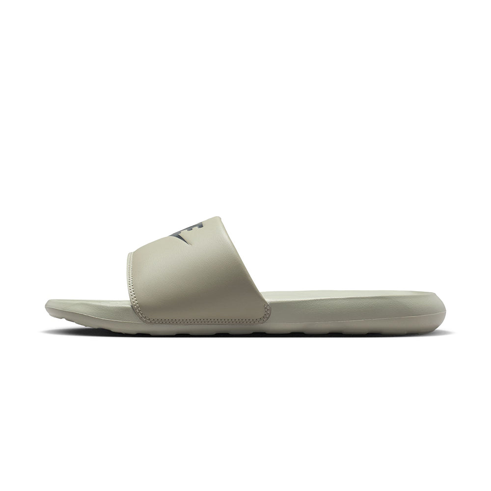 Nike Victori One Sandals in Grey Color