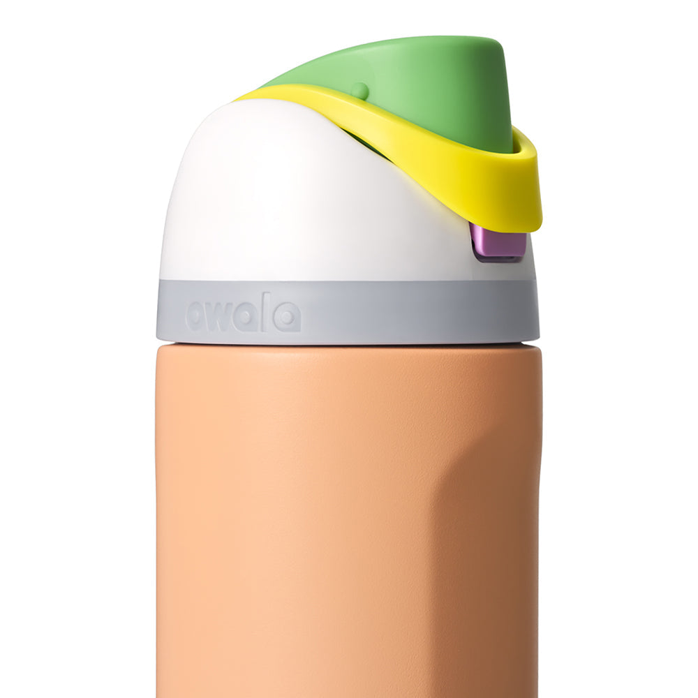 Owala 24Oz Free Zip Bottle Water Bottles in Pink Color