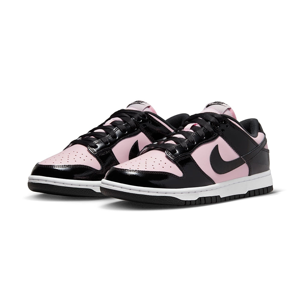 Nike Dunk Low Sneakers in Pink Color