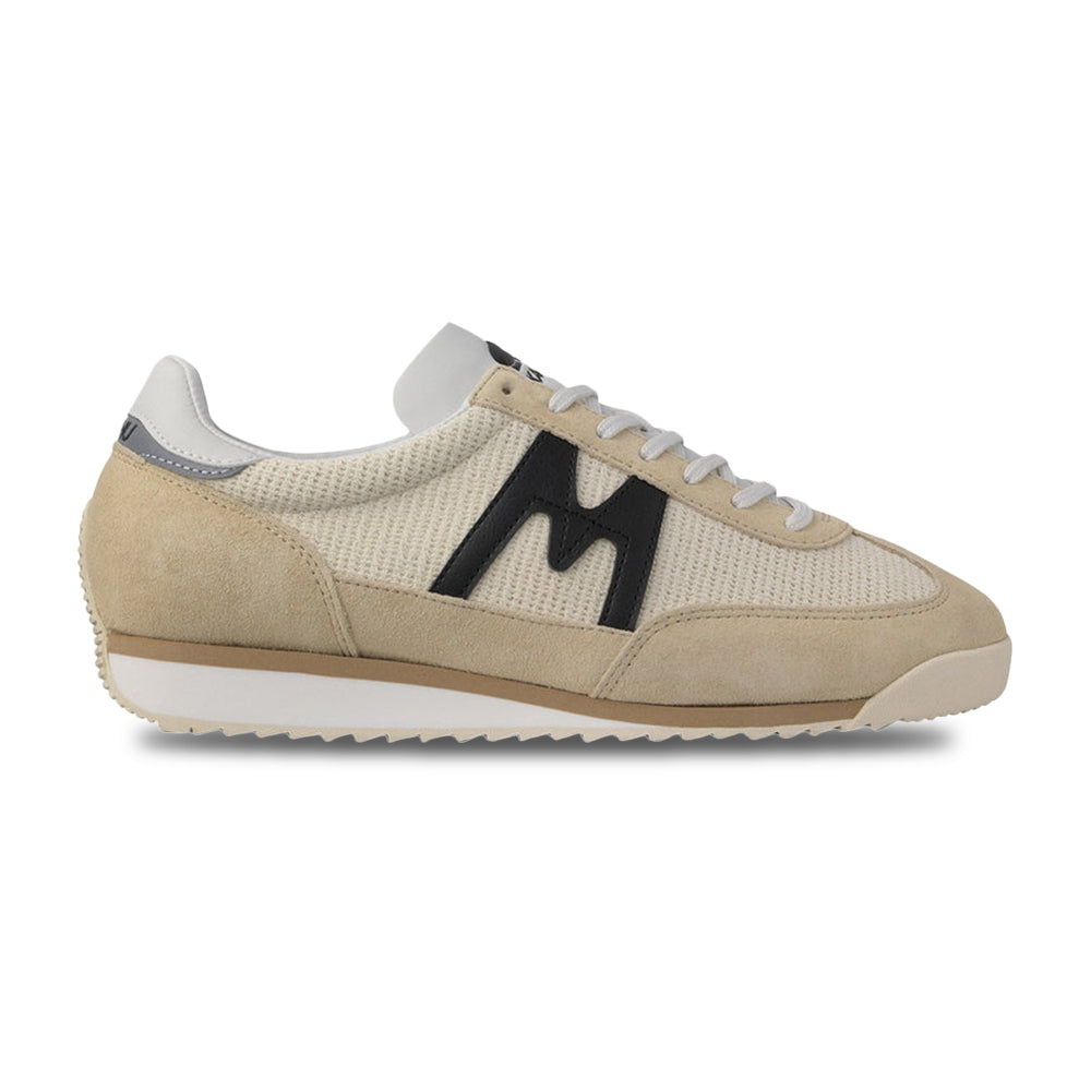 Karhu Mestari Sneakers in Grey Color