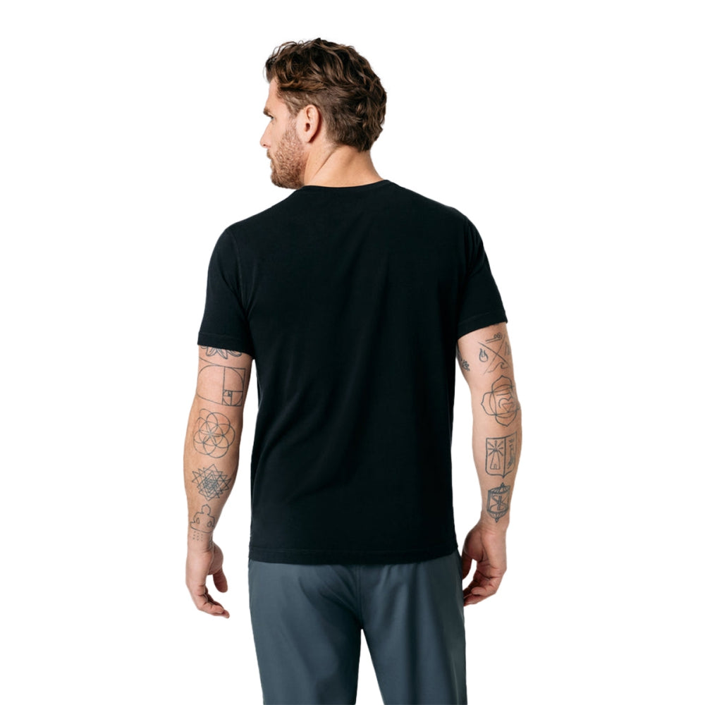 Vuori Tuvalu Tee Tops in Black Color