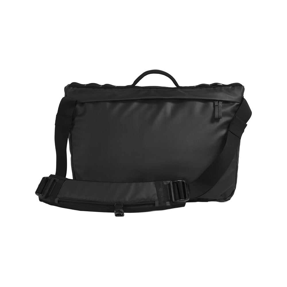 The North Face Base Camp Voyager Messen Bags in Black Color