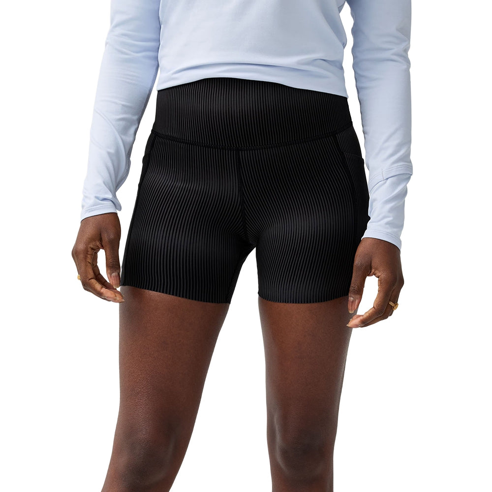 Brooks Chaser 5 Short Tight Shorts in Grey Color