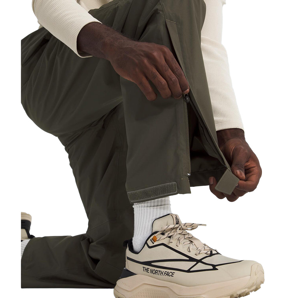 The North Face Men Antora Rain Pant in Green Color