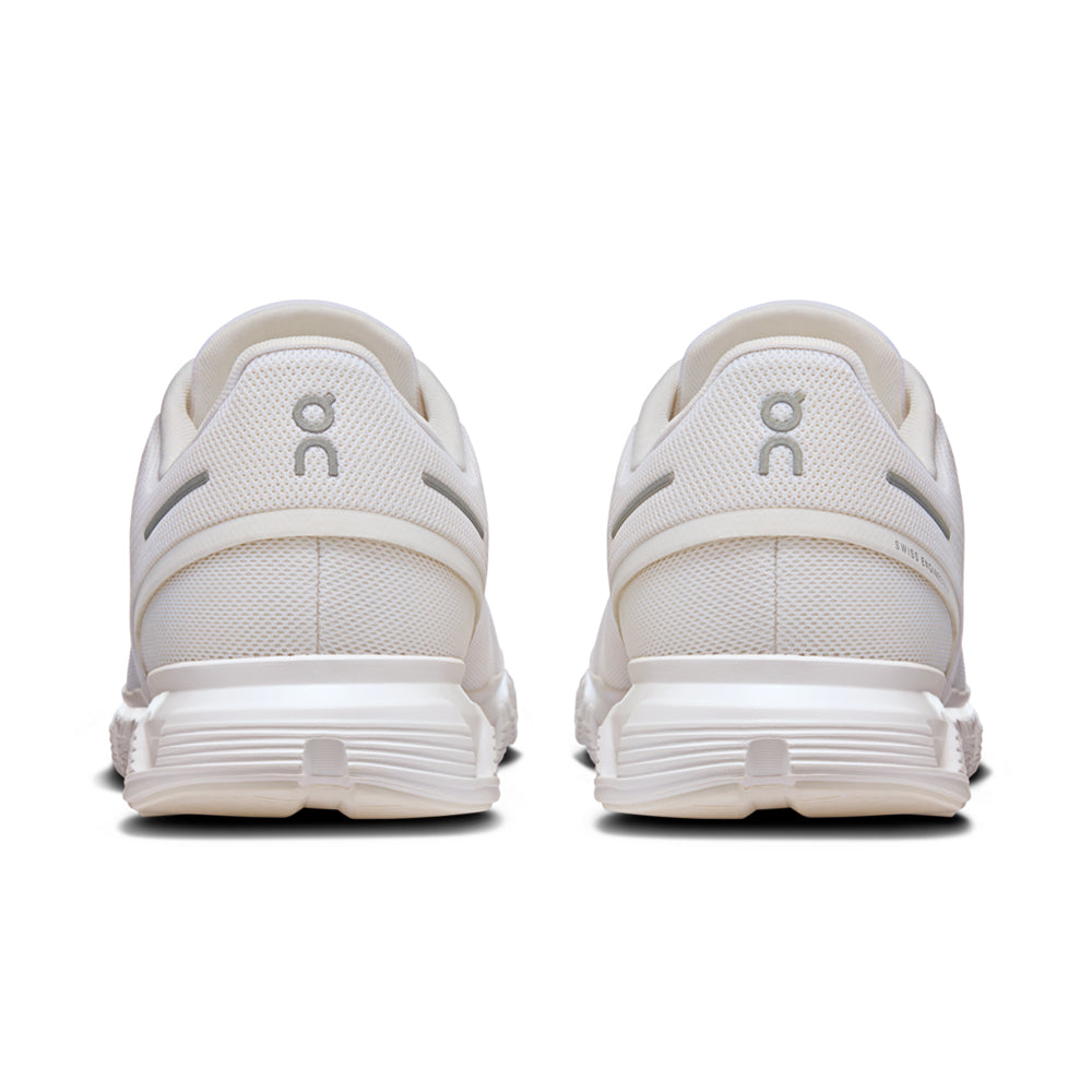 On Cloud 6 Wide Men Sneakers in White Color