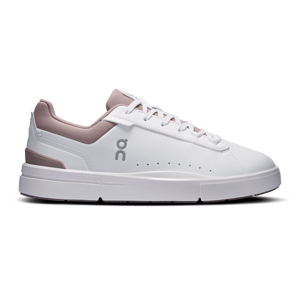 On The Roger Advantage W Sneakers in White Color
