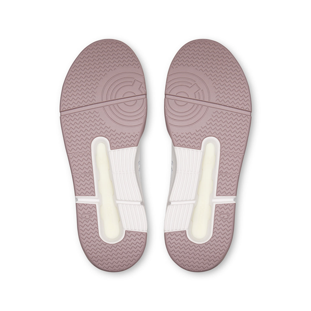On The Roger Clubhouse Tennis Shoes in White Color
