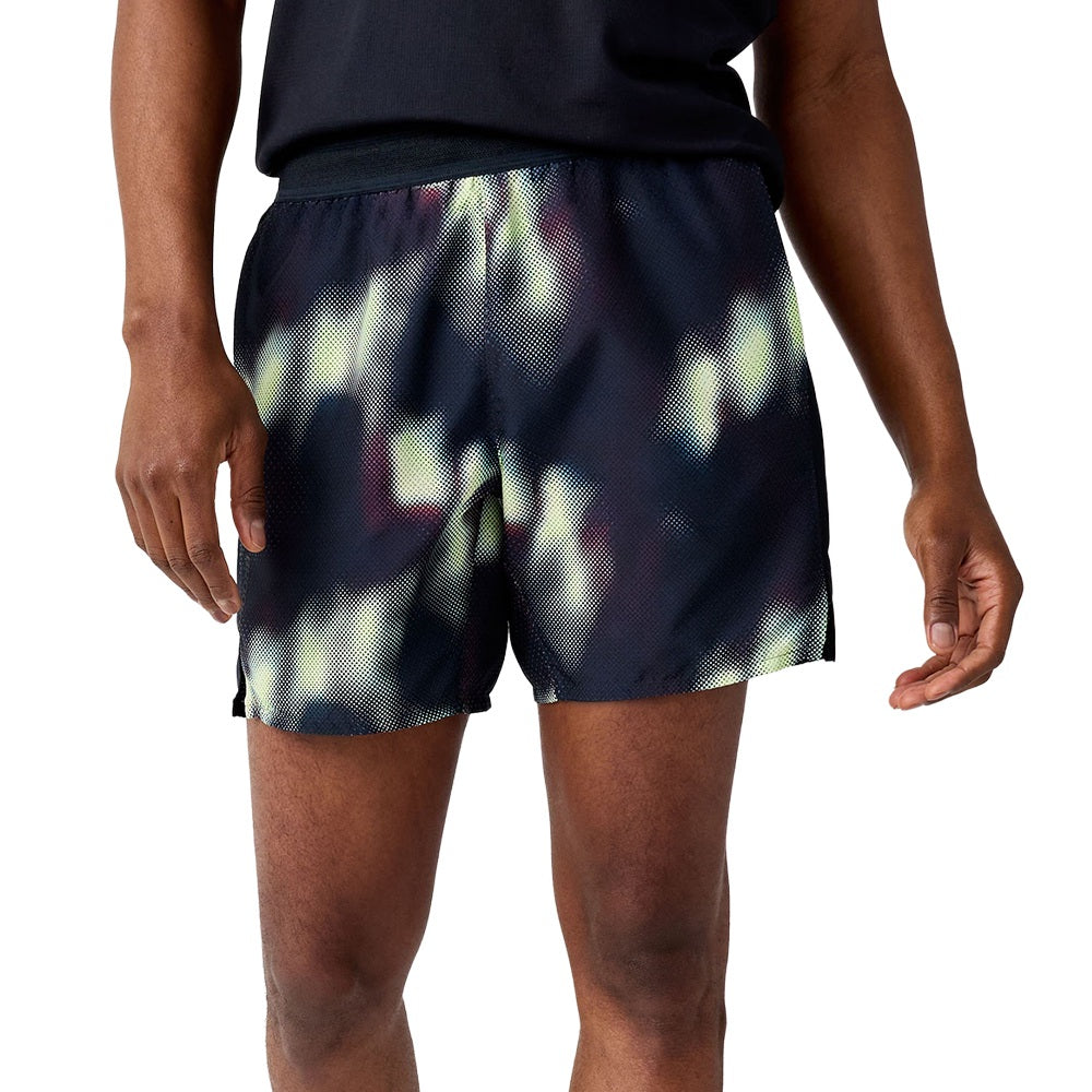 Brooks Dash Short Printed Shorts in Black Color