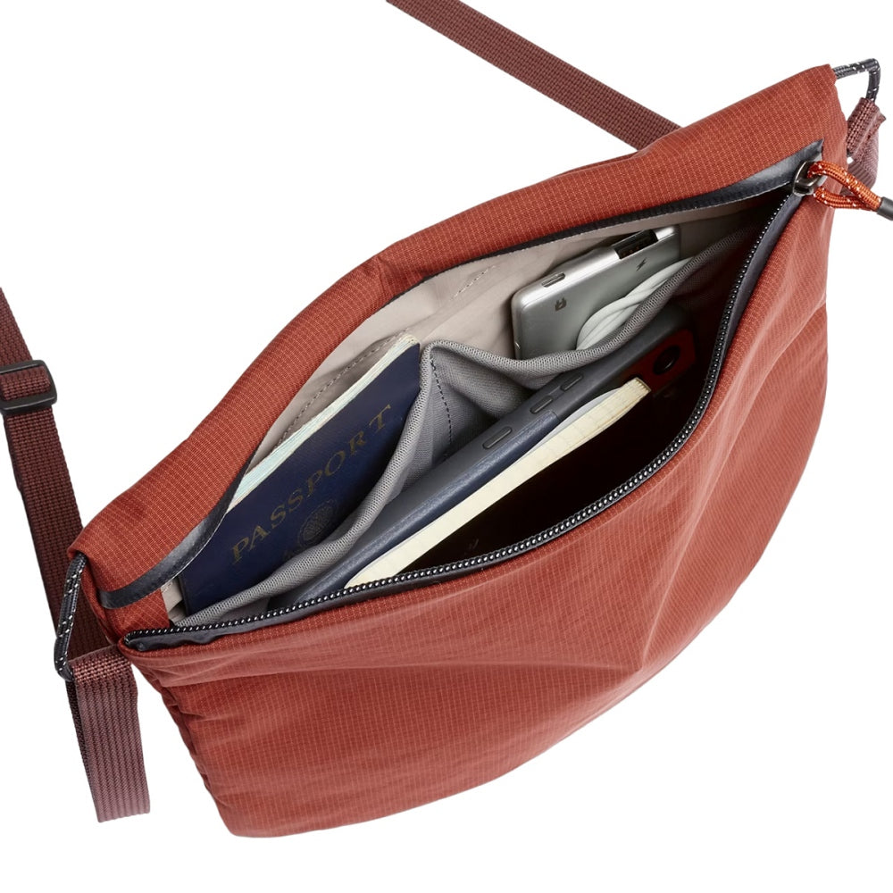 Bellroy Lite Sacoche Shoulder B Bags in Khaki Color