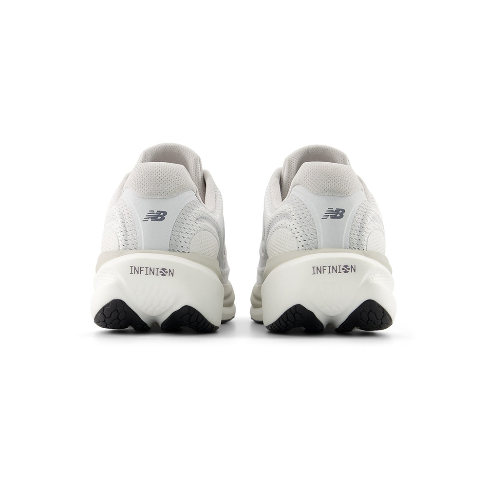 New Balance M 1080V15 Running Shoes in White Color