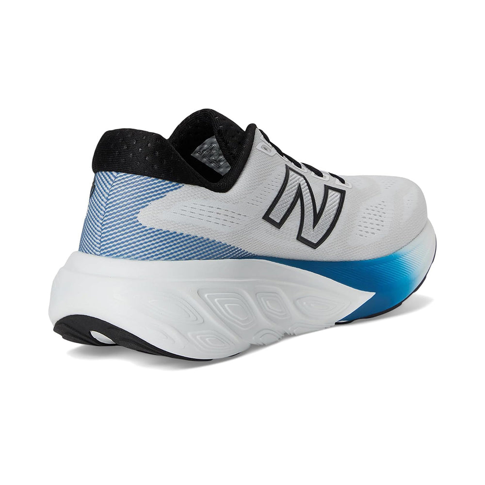 New Balance M 880V15 Running Shoes in White Color