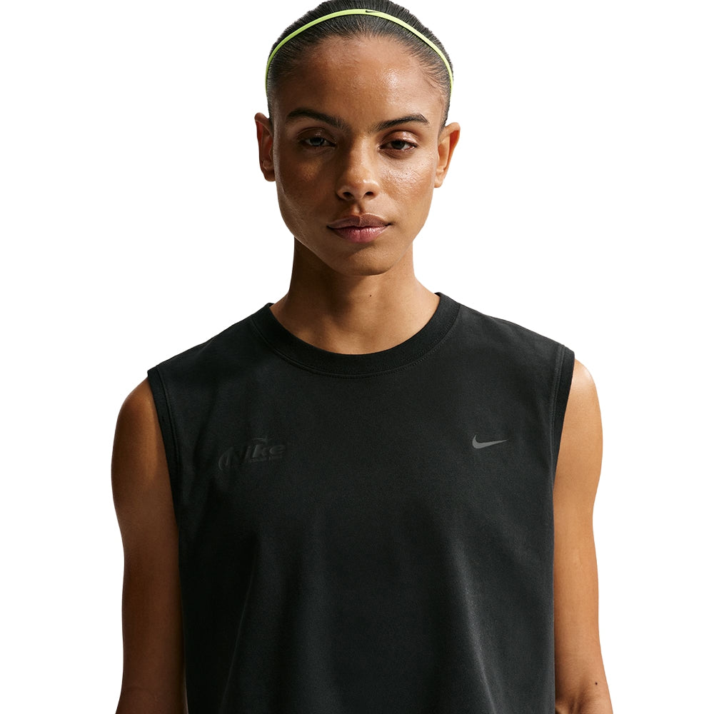 Nike W Swift Butterfly Slvls Tops in Black Color