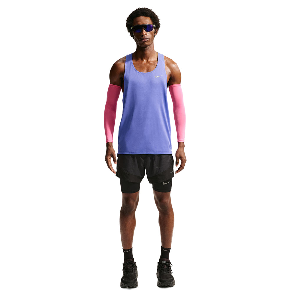 Nike M Fast Singlet Tops in Blue Color