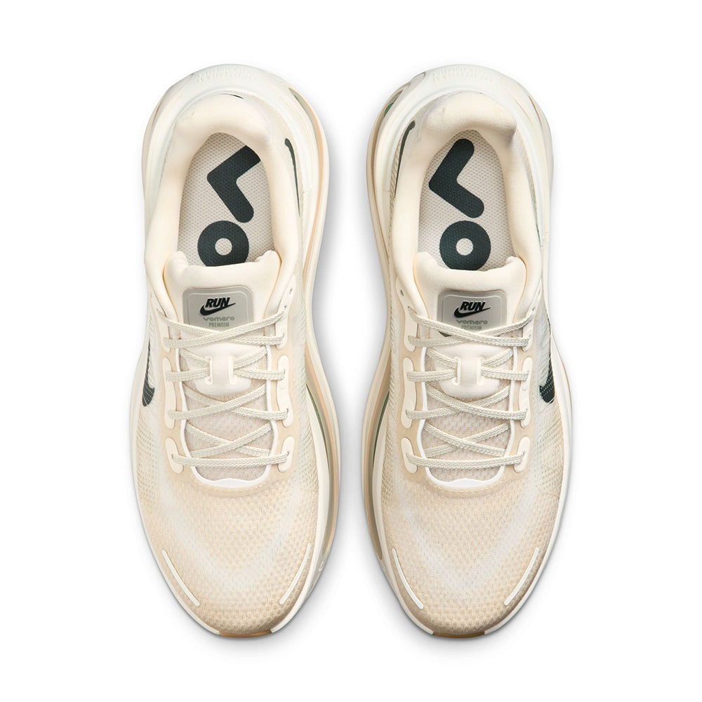 Nike M Vomero Premium Running Shoes in White Color