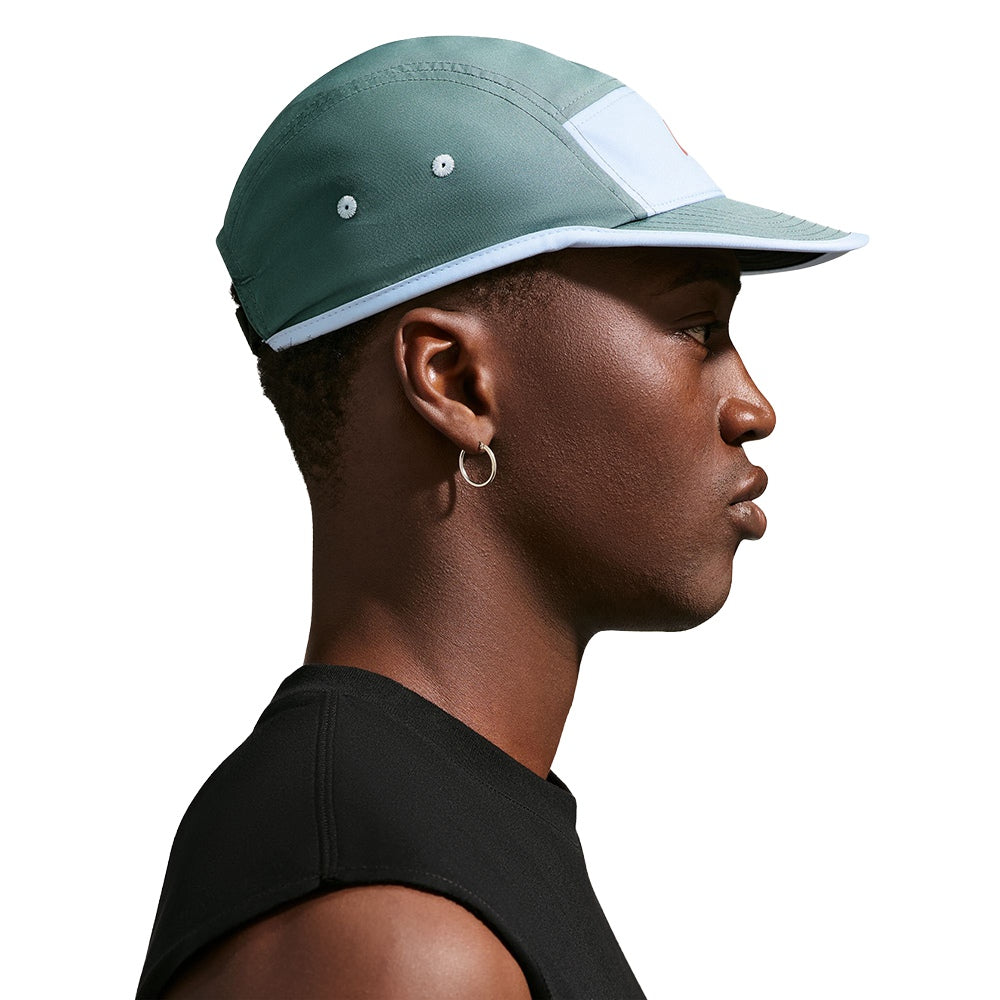 Nike Df Fly Hat in Blue Color
