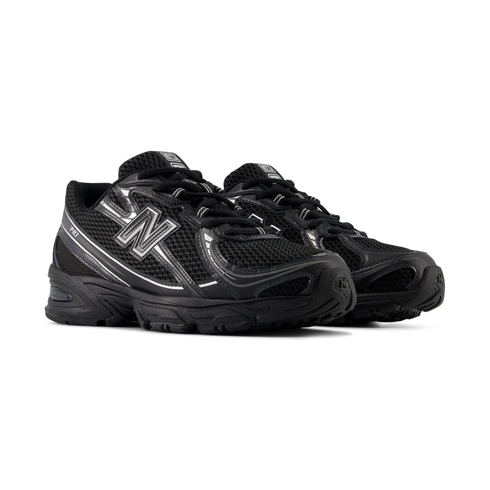740 | BM2 BLACK