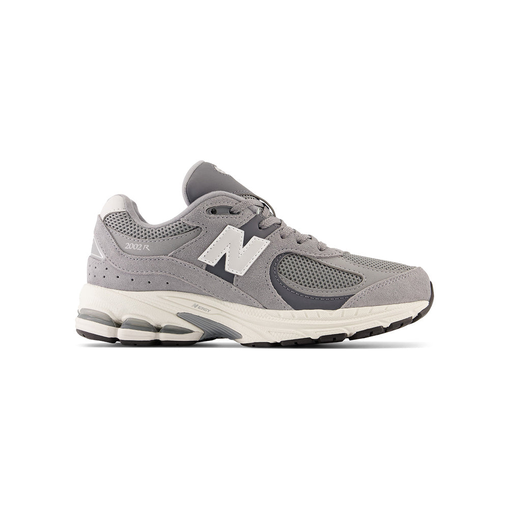 New Balance 2002 Lace Sneakers in Grey Color