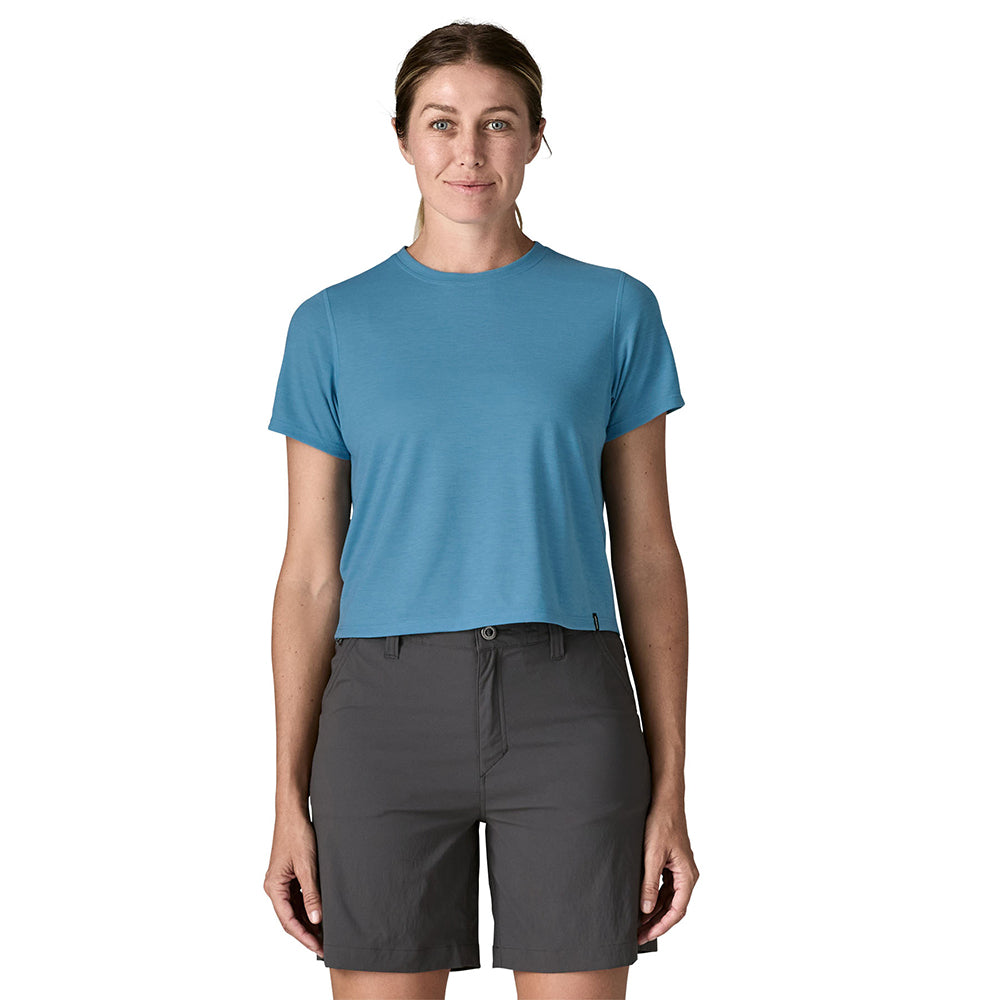 Patagonia W'S Cap Cool Trail Cropp Tops in Blue Color