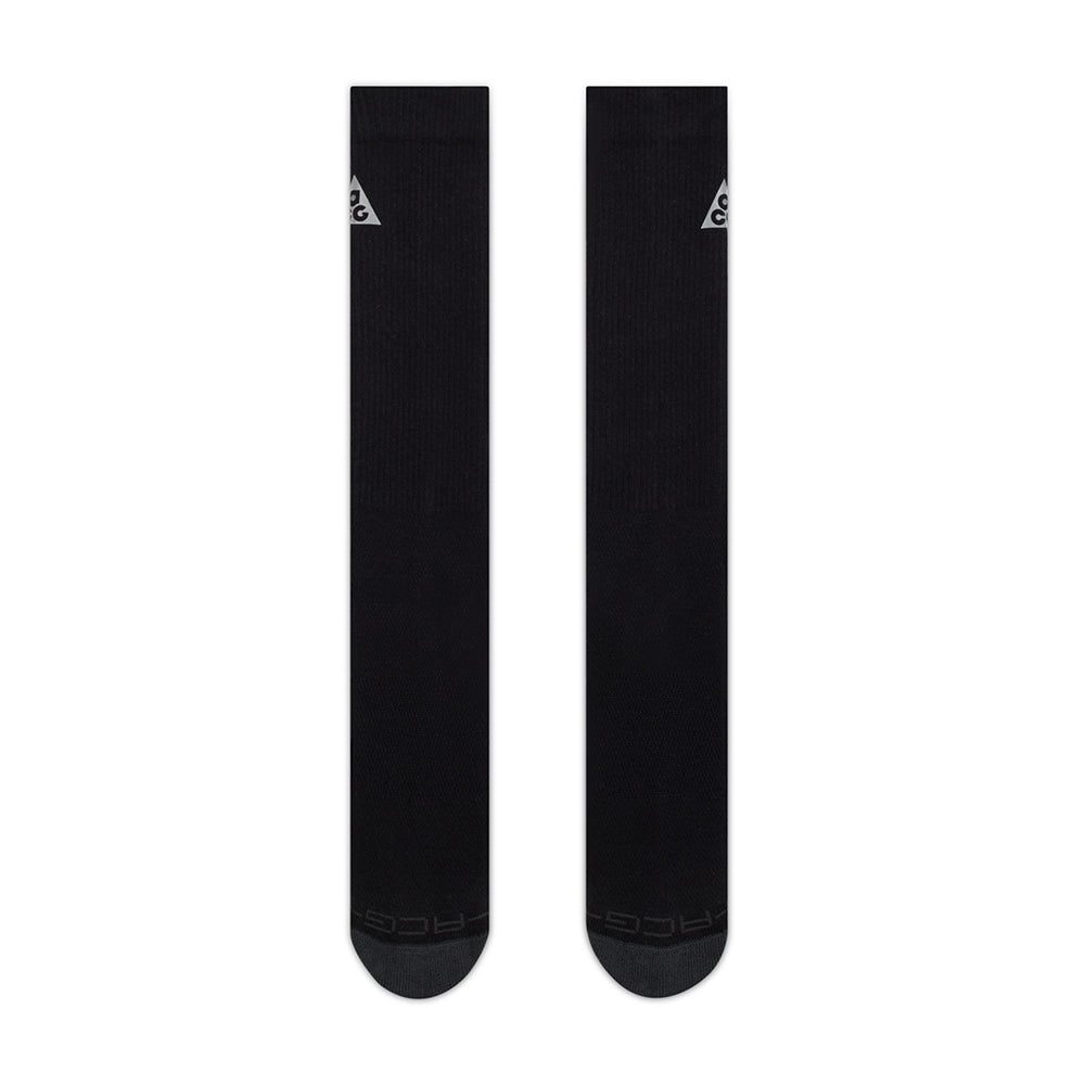 Nike Acg Everyday Elevated So Socks in Black Color