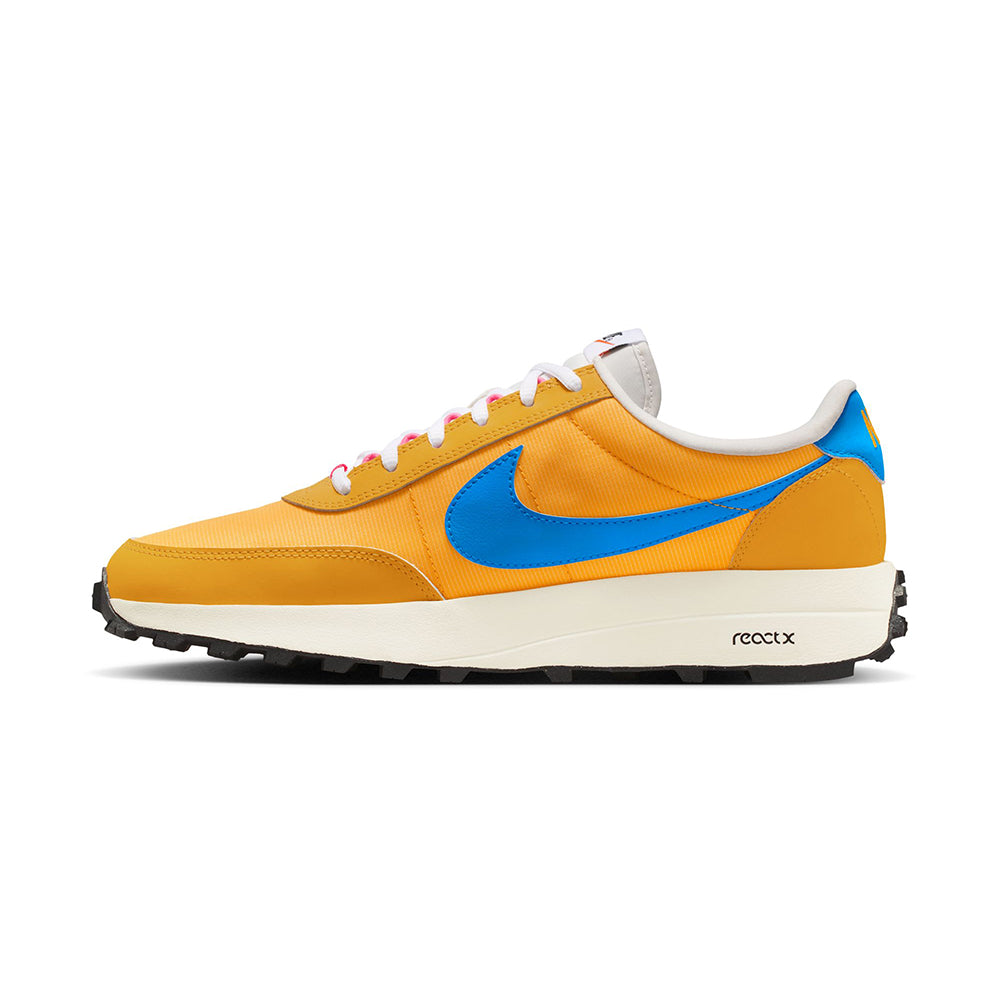 Nike Acg Ldv Sneakers in Yellow Color